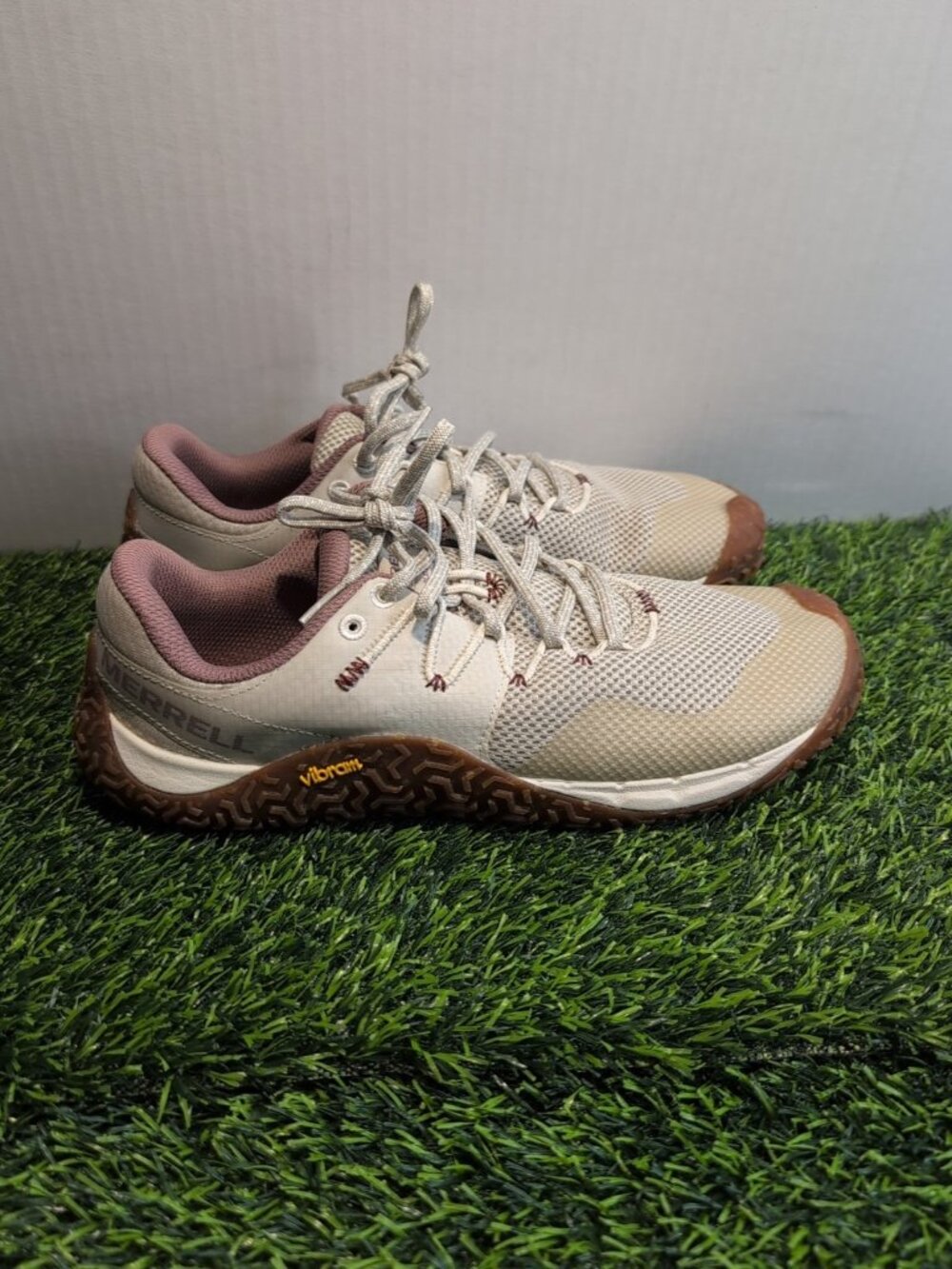 Merrell Emmes J067710 Women Size 10.5